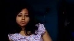 Srilankan girl horny