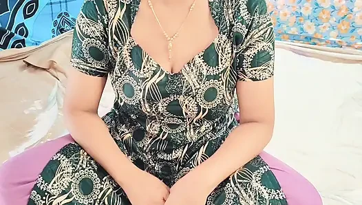 Gadis Imut Bangladesh dengan bibir merah berair menjilati dan mengisap kontol bos dan menikmati bercinta dalam misionaris.