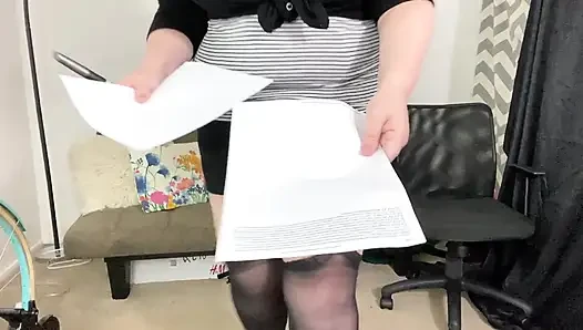 BBW Neckt Gnadenlos, Um Job Zu Bekommen
