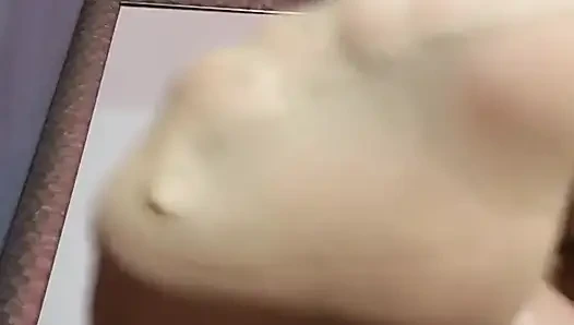 Pantat bahenolku dientot pakai dildo ukuran XL