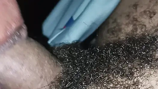 Memijat kontol dengan mulutnya!!