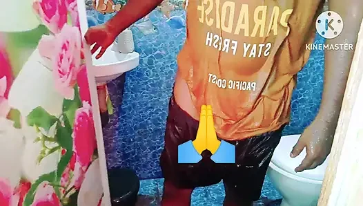 Sexy huge boobs desi girl gave a hot blowjob for his boyfriend in the bathroom and he cum on her hair