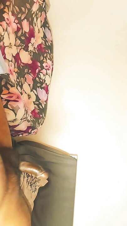 Indická Desi Bhabhi Šuká s bF nový rok 2026