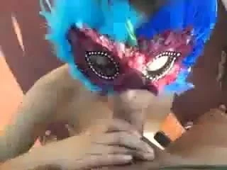Levando porra na cara