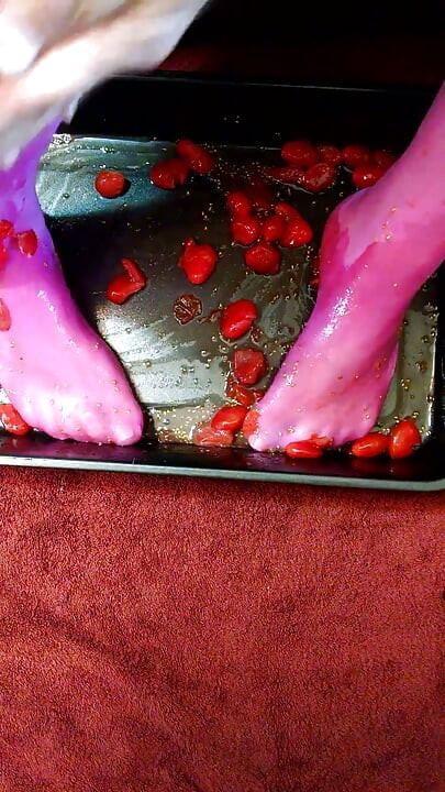Gay, cd, pour les amateurs de pieds nylon mouillés et de nourriture.