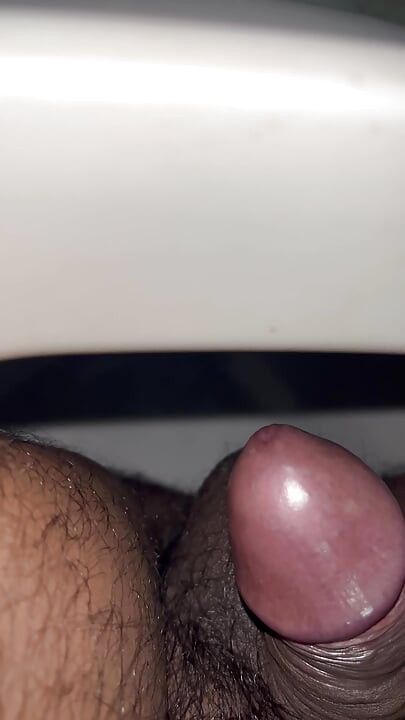 Se divertindo e brincando com penico