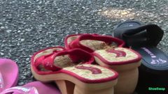 Jessis barfüßige Sandalen