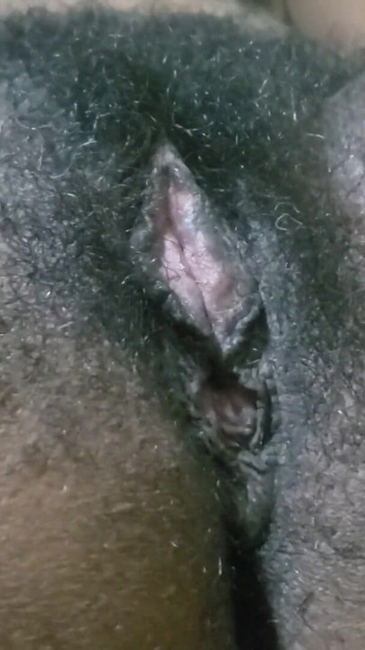 Very very hot amateur crazy pussy delivers irresistible sensual energy, natural beauty | Clip 2