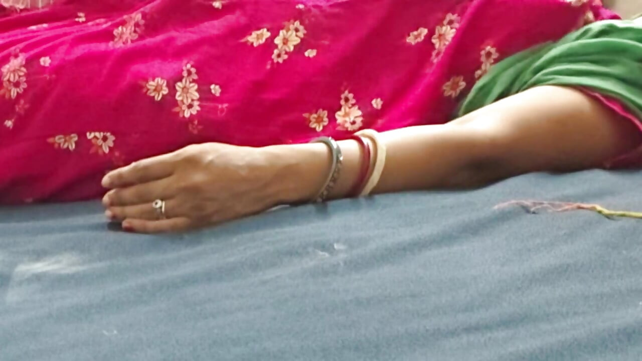 Sex Bustybanuu Enjoying with Her Husband