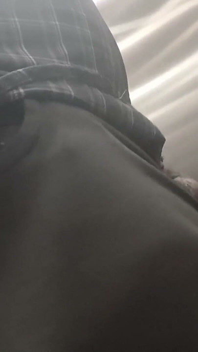 delivery boy dick flash in lift | Clip 2