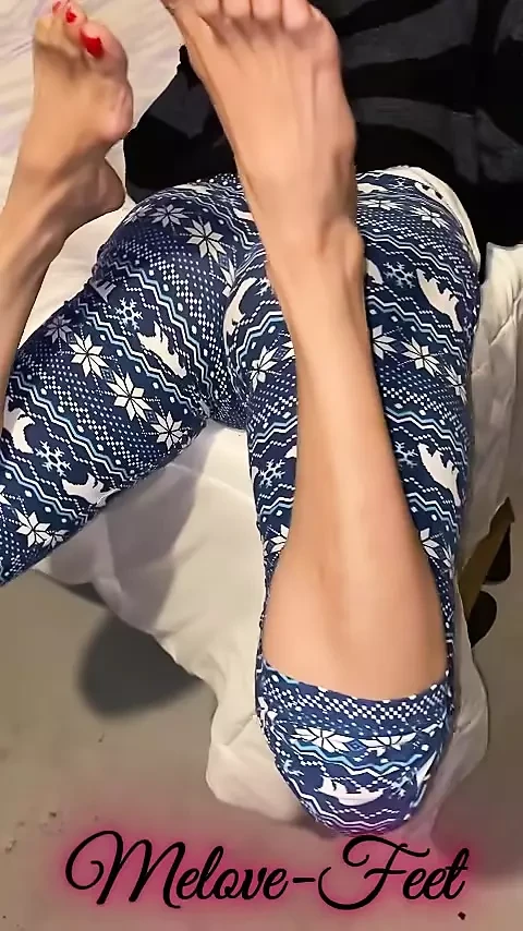 Melove Tight Butt in Blue Pants