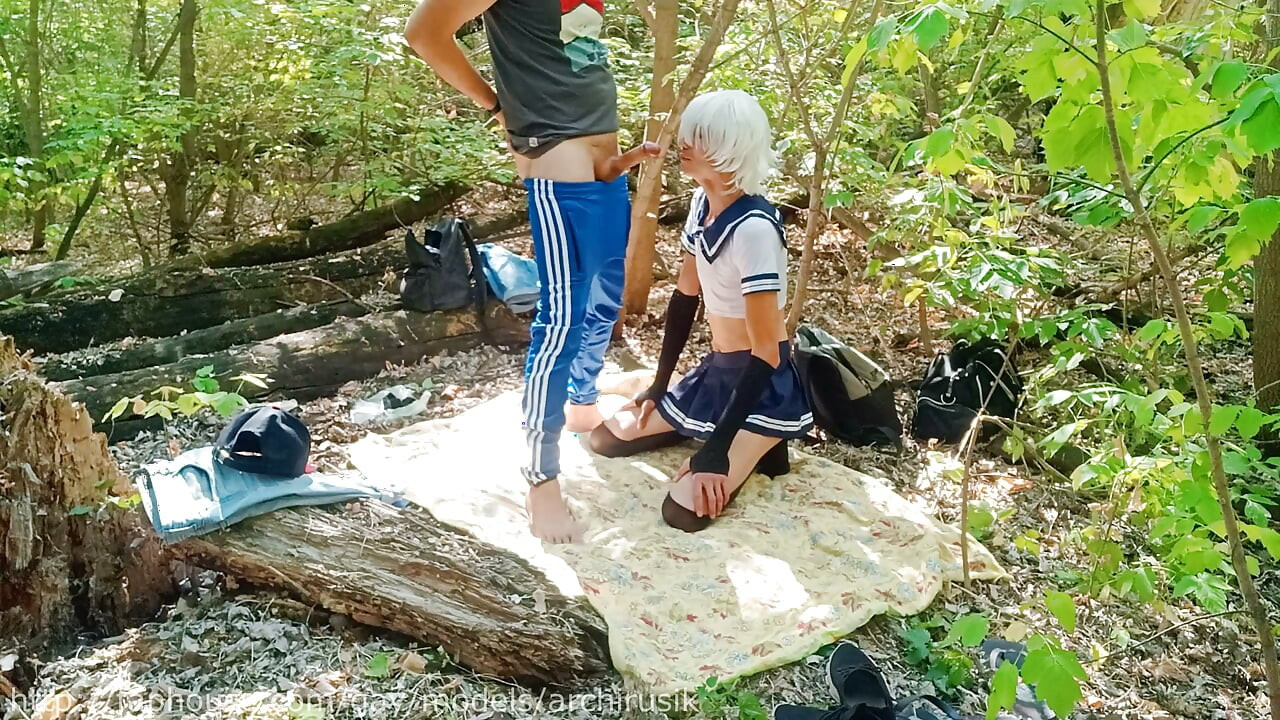 Femboy Sissy Fucked in Outdoor with a Straight Man Who Ran Out of the Woods!