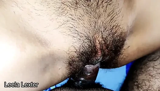 Leela si tante seksi india selingkuh sama pacar rahasianya dengan posisi misionaris sama kontol besarnya