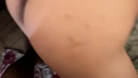 Cewek itu suka banget ngentot pantat bahenolnya