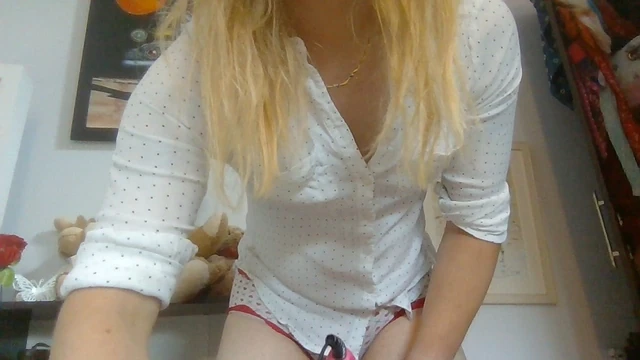 ving a quickie wishing it was ou filling my knickers