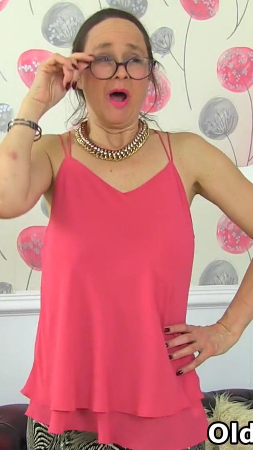 Sweet matured milfs and gilfs in lust | Clip 1