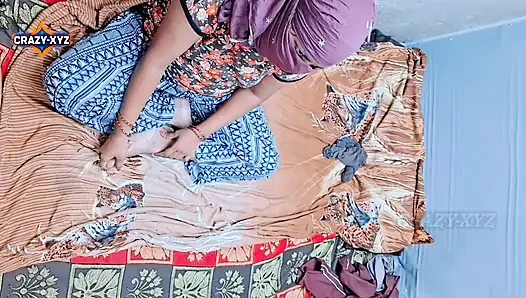 Indian Desi village beautiful Bhabhi first time tight pusssy sex videos