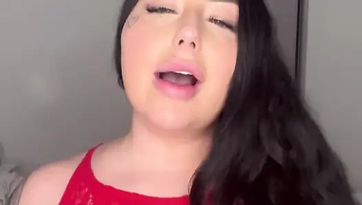 Blowjob on a BBC Dildo After Being in the Sun