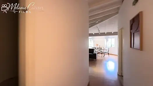 Porno aktrisi ev boşken büyük yarakla sikiliyor - emily fox