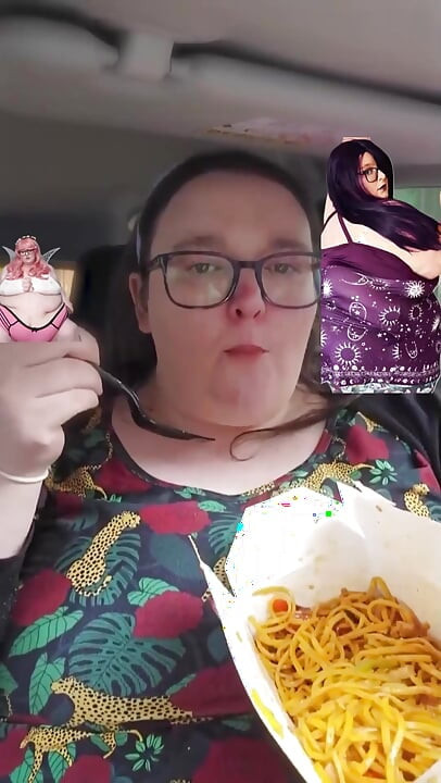SSBBWが美味しいおやつを楽しむ