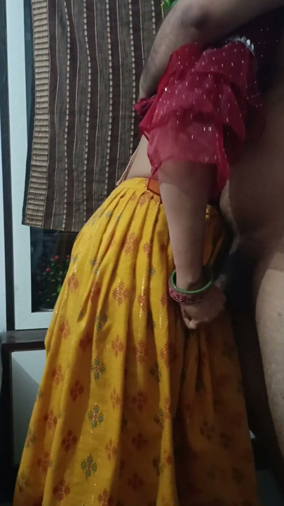 Tharki father-in-law gave video to his daughter-in-law from behind | Clip 2