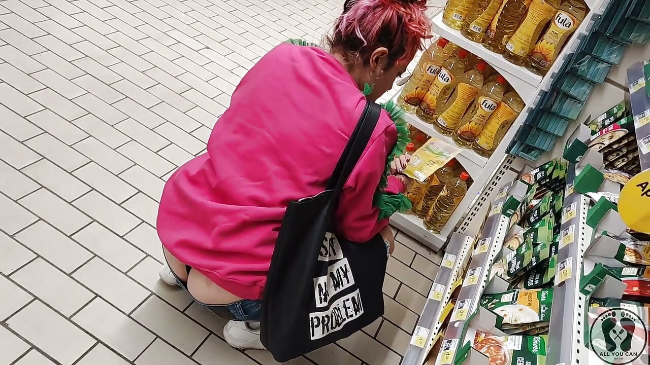 Crazy Rebeca Addams in Jeans Buttcrack at the Supermarket