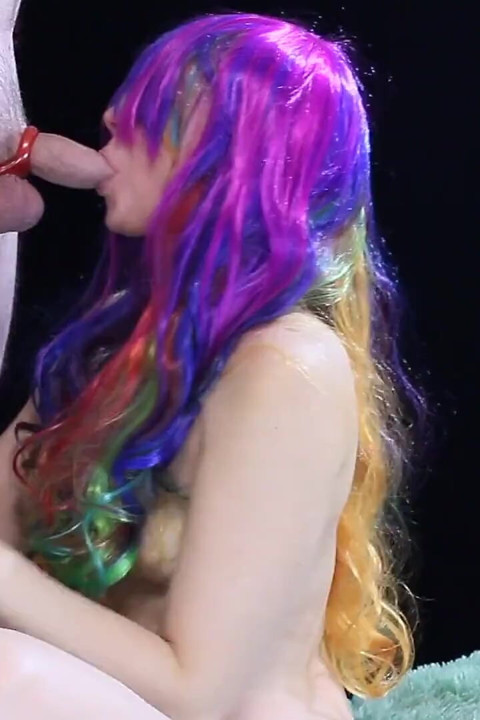 I'm a Rainbow Pony. Do You Want to Play with Me?