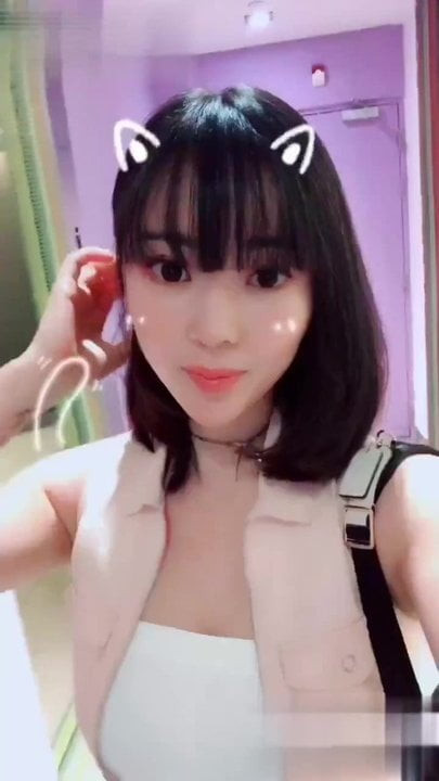 Slutty Influencer Works for Protein