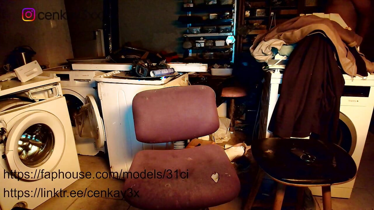 Efendim Iş Yerinde Yayındaydı