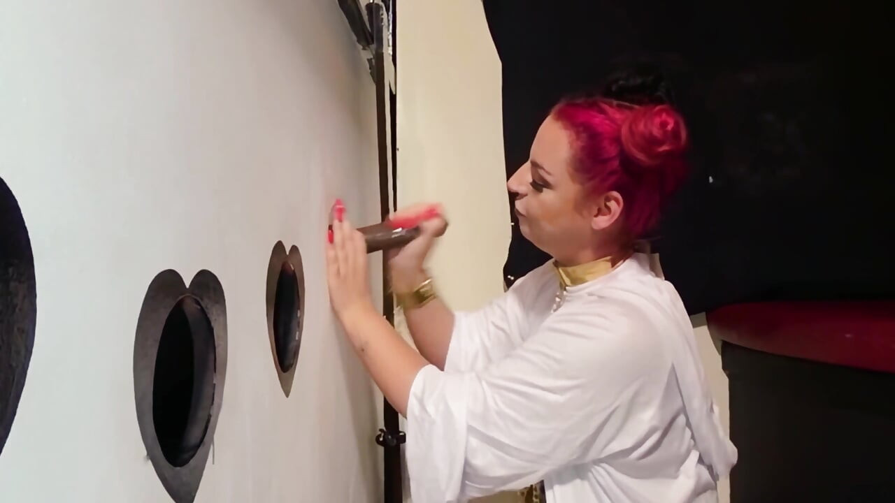 Cheri Pi - dubbele functie - latex neuken en zuigen - 3 kijkgatscènes