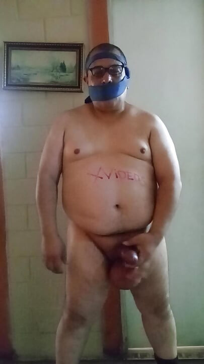 Saline ball latino escroto 4