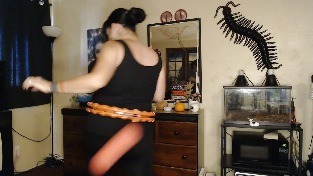 Rutina de ejercicios pesando Hula Hoop