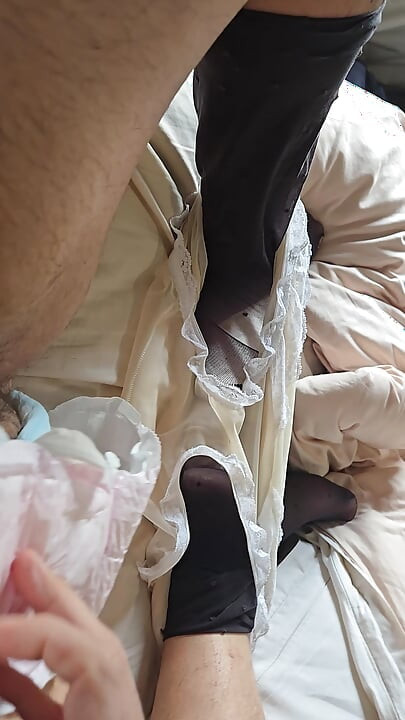 ポルカドットのパンティストッキングパッド