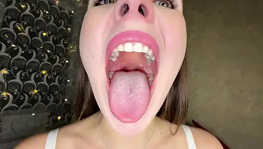 Секреты рта: мясистый белый налет на моем языке