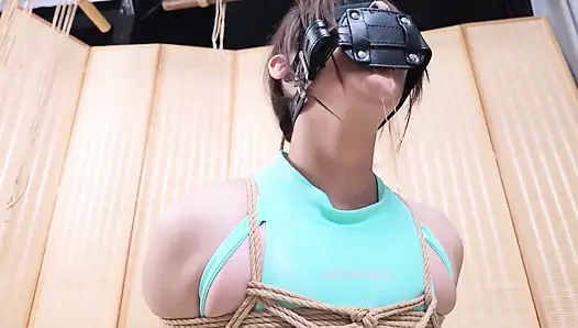 Xr33-make Girls Drool Bondage