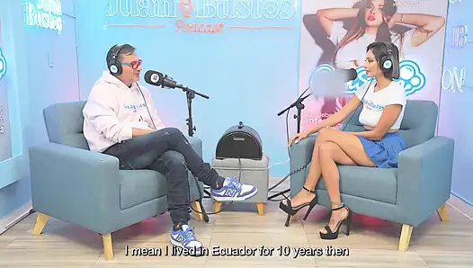 Nymphomanin Gigidamessco Schreit Vor Vergnügen: Ihre Muschi Von Der Fickmaschine Getränkt