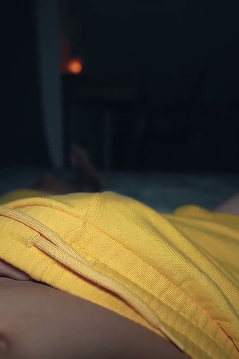 kaamuk larki ko sabse achchha eksachenj adhyayan anubhav ho raha hai