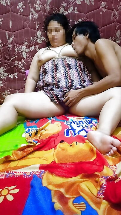 Showing off Her Sexy Body. by Wearing Lingerie. in Front of a Foreign Man.