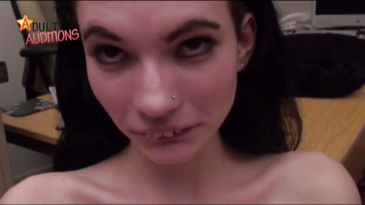 British Teen Roxanne