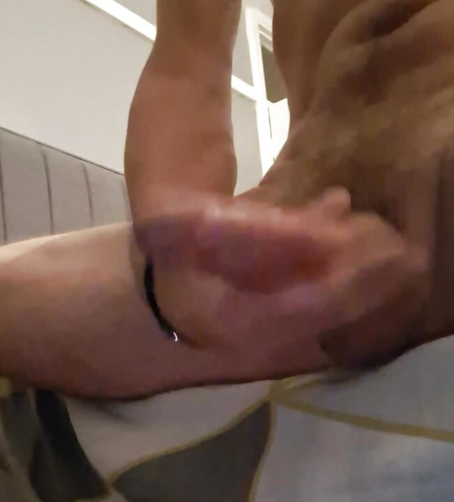 Lebih banyak dari penisku