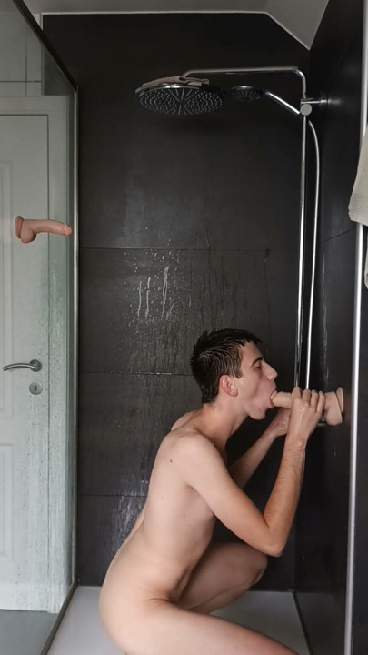 douche porn | Clip 1