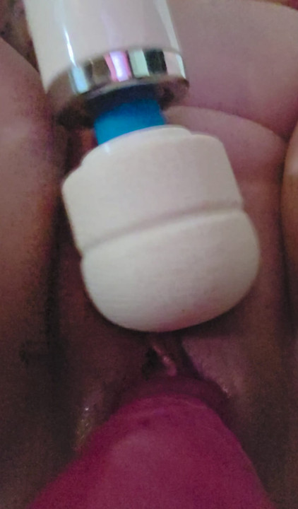 Tongkat dan pepek merah jambu