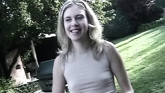 Pesta mahasiswi antar ras - Heiße Partyaction