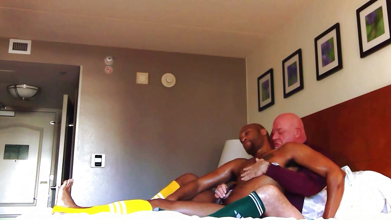 Coach Gives Massage!