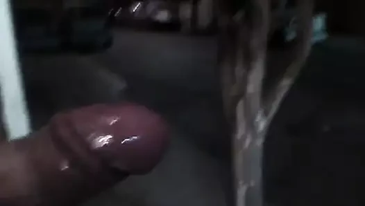 Halka açık sokakta boşalma corriendome en la calle