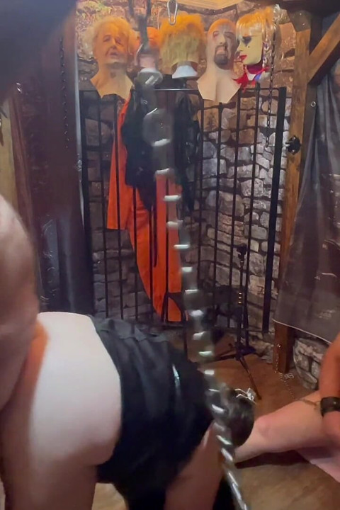Part 2:- Lanista Bear & Domina Satana Takes Pussy Licker in the Dungeon for a Bit of Food Play and Treats.
