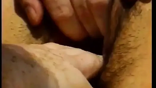 Gadis berkulit putih suka nyepong kontol sebelum dientot