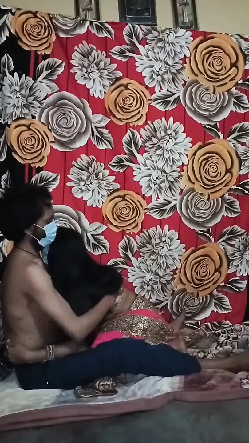 Indian Desi Suhagraat Husband and Wife 1