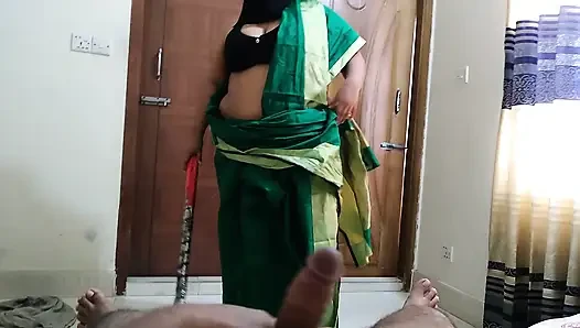 55y Old Hot Stepaunty - She Sweeping Room, Im Masturbat Beside, When She Looked & Fucked Me