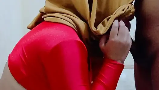 Abang tiri sama adik tirinya di pertunjukan seks